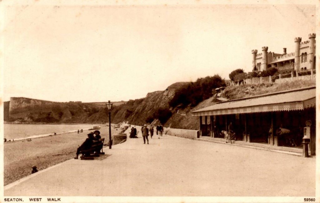 Seaton West Walk